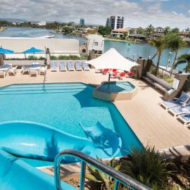 Tiki Hotel Apartments Surfers Paradise