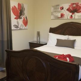 Studio Cozy #12 by Amazing Property Rentals, hotel u gradu Gatine