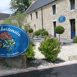 Hôtel L'Hortensia & Restaurant, hotel sa Noyalo