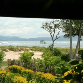 Lakey Beach Inn hotel, хотел в Huu