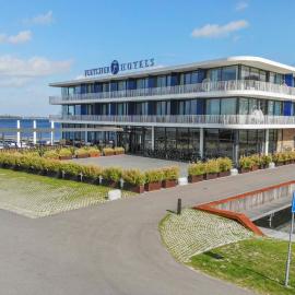 Fletcher Hotel-Restaurant Het Veerse Meer، فندق في أرنيماودن