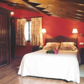 La Fonte, hotel v destinácii Naves