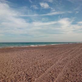 Apartmento playa Almarda. Piscina&Parking, hotelli kohteessa Almarda