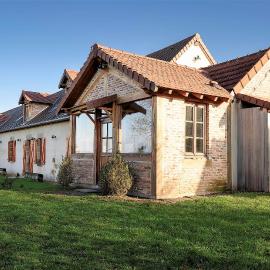 Domaine La Carrière, Hotel in Toulon-sur-Allier