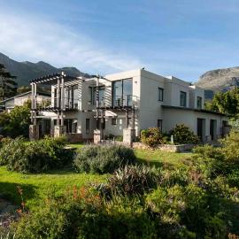 Chapman's View Villa - with solar backup power, hotel u gradu Flat Acres