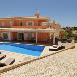 Casa Antonio, hotel in Armação de Pêra