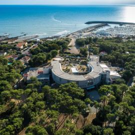 Club Vacances Bleues Les Jardins De l'Atlantique, hotelli kohteessa Talmont