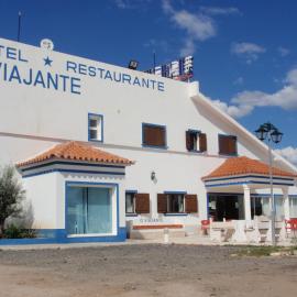 "O Viajante" Low Cost Hotel, hotel di Estremoz