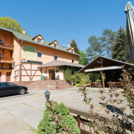 Pension U Stříbrného Jelena, hotelli kohteessa Cheb