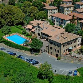 Villa Nencini, hotel Volterrában