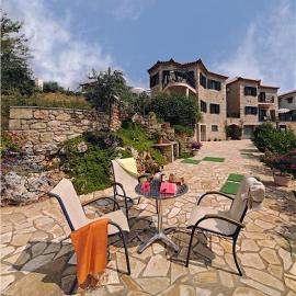 Kalogria Villas