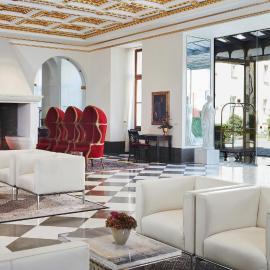 Living Hotel De Medici، فندق في دوسلدورف