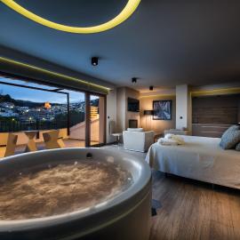 Suites Finca Los Olivos, hotel in Alcalá del Júcar