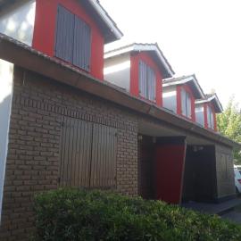 Los Cuatro Corazones, hotel in Villa Gesell