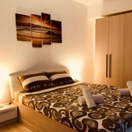 Eme Apartments