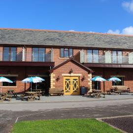 Riverside Park & Country Club, hotel in South Molton