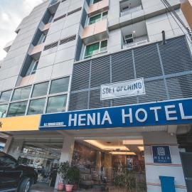 Henia Hotel, отель в городе Думагете