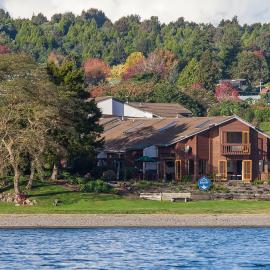 Cascades Lakefront Motel, hotel i Taupo