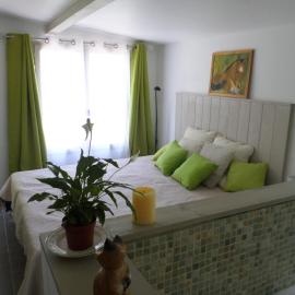 Chambre d'Hôte - Mas Le Barret, hotel i Arles