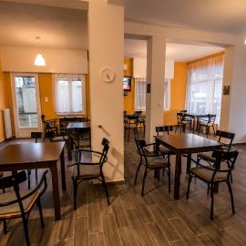 The Holy Rock - Hostel at meteora, hotel Kalambákában