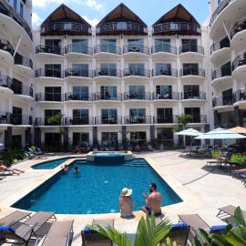 PACIFIC SUITES Boutique Hotel and Bistro