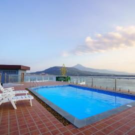 Intouch Riverside Hotel, hotel in Pakse