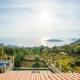 Sunbreeze Delux Vilas – hotel w Budvie