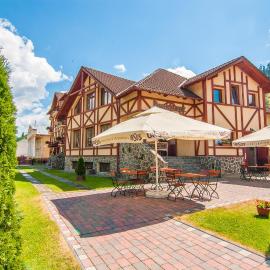 Csillag Panzio, hotel em Lunca de Jos