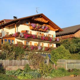 Kastnerhof, Hotel in Mölten
