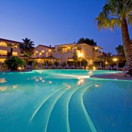 Le Cottage - Hotel & Spa, hotel v mestu Argelès-sur-Mer