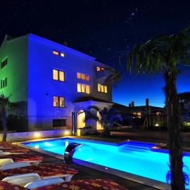 Apartments Bracic Spa, hotel in Sukošan