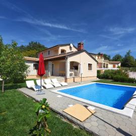 Villa Kmacici 598
