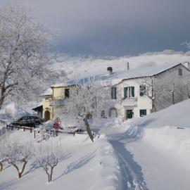 guado cannavina, hotel u gradu 'Capracotta'