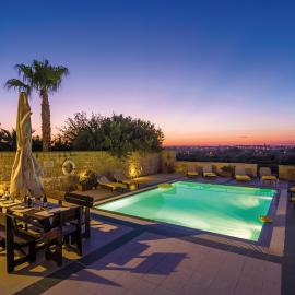 Blueberry Hills, hotel en Żejtun