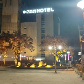 New Grand Hotel, hotelli kohteessa Daegu