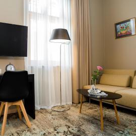 Boutique Apart Hotel Adagio، فندق في تبليسي