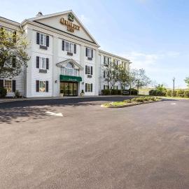 Quality Inn Kingsport South: Kingsport şehrinde bir otel