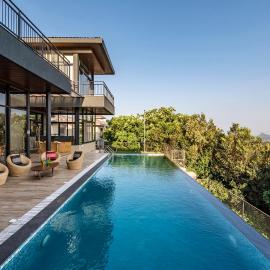 SaffronStays Falcon Hill, Lonavala - luxury villa with infinity pool near Lion's Point, hotel in Lonavala