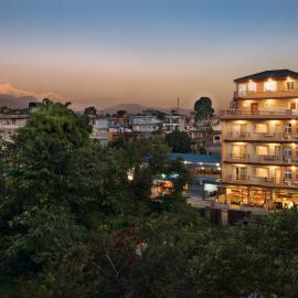 Hotel Lake Shore, hotel in Pokhara