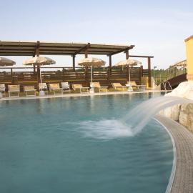 Le Fiabe Hotel Resort, hotel di Numana