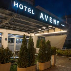 Garni Hotel Aveny, хотел в Чачак