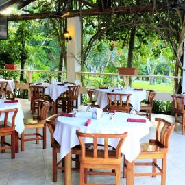 The Log Cab-Inn, hotel di San Ignacio