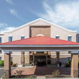 Viesnīca Quality Suites Morristown West pilsētā Moristauna