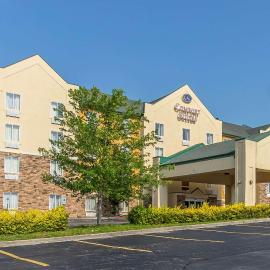 Comfort Suites Richmond, hotel in Richmond