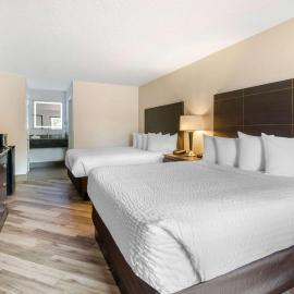 Clarion Inn & Suites Kissimmee-Lake Buena Vista South, hotel em Kissimmee