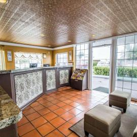 Econo Lodge Cocoa Beach - near the Port, hotel din Cocoa Beach