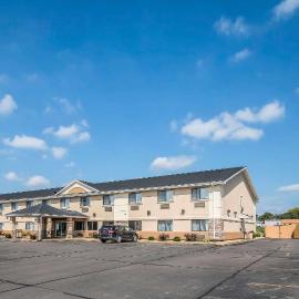 Quality Inn Coralville - Iowa River Landing、コーラルビルのホテル