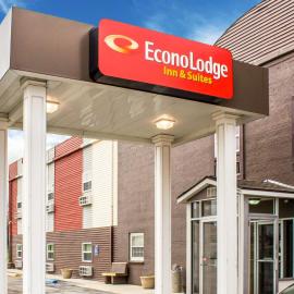 Econo Lodge Inn & Suites Walnut, hotelli kohteessa Walnut