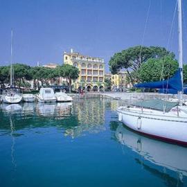 Hotel Vittorio, hotel Desenzano del Gardában