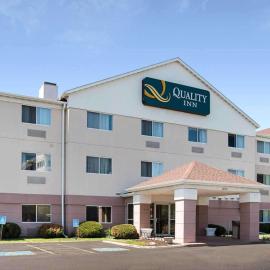 Quality Inn Brooklyn Center、ブルックリン・センターのホテル